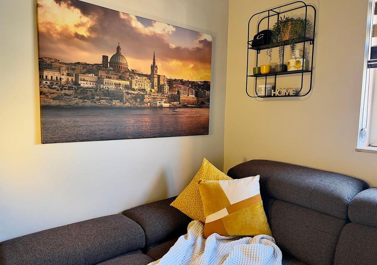 Cozy Apartment In South Malta Fgura Bagian luar foto